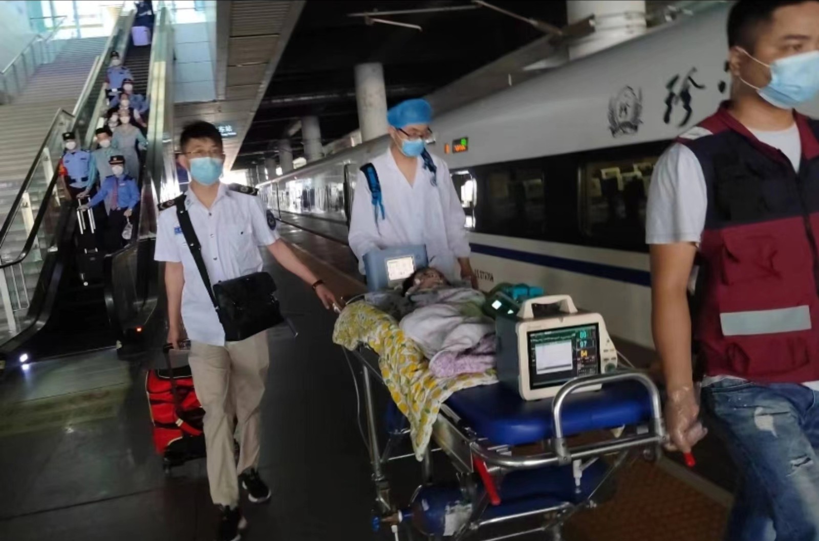 巫山县高铁转运公司